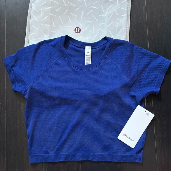 LULULEMON SWIFTLY TECH CROPPED SHORT SLEEVE 2.0 in LARK SZ 10 NWT